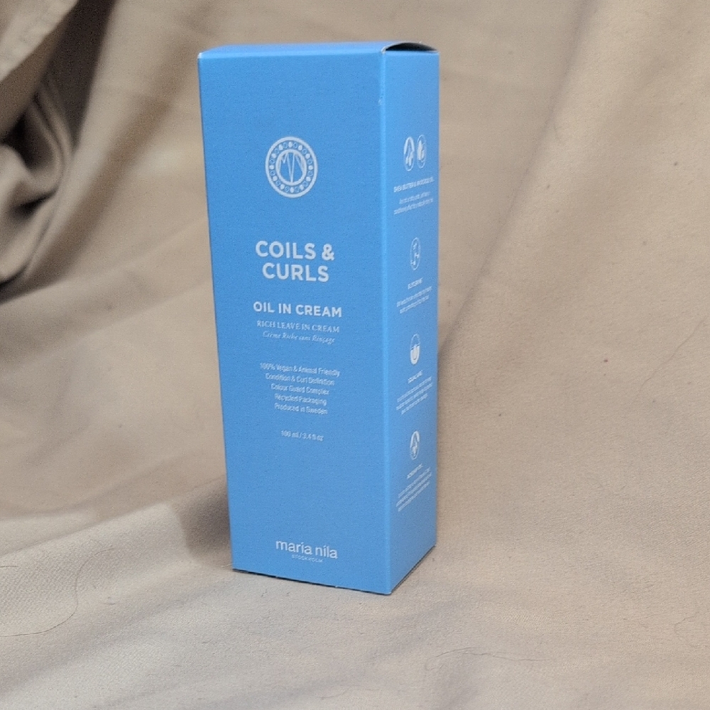 Maria Nilia Coils & Curls Oil in Cream